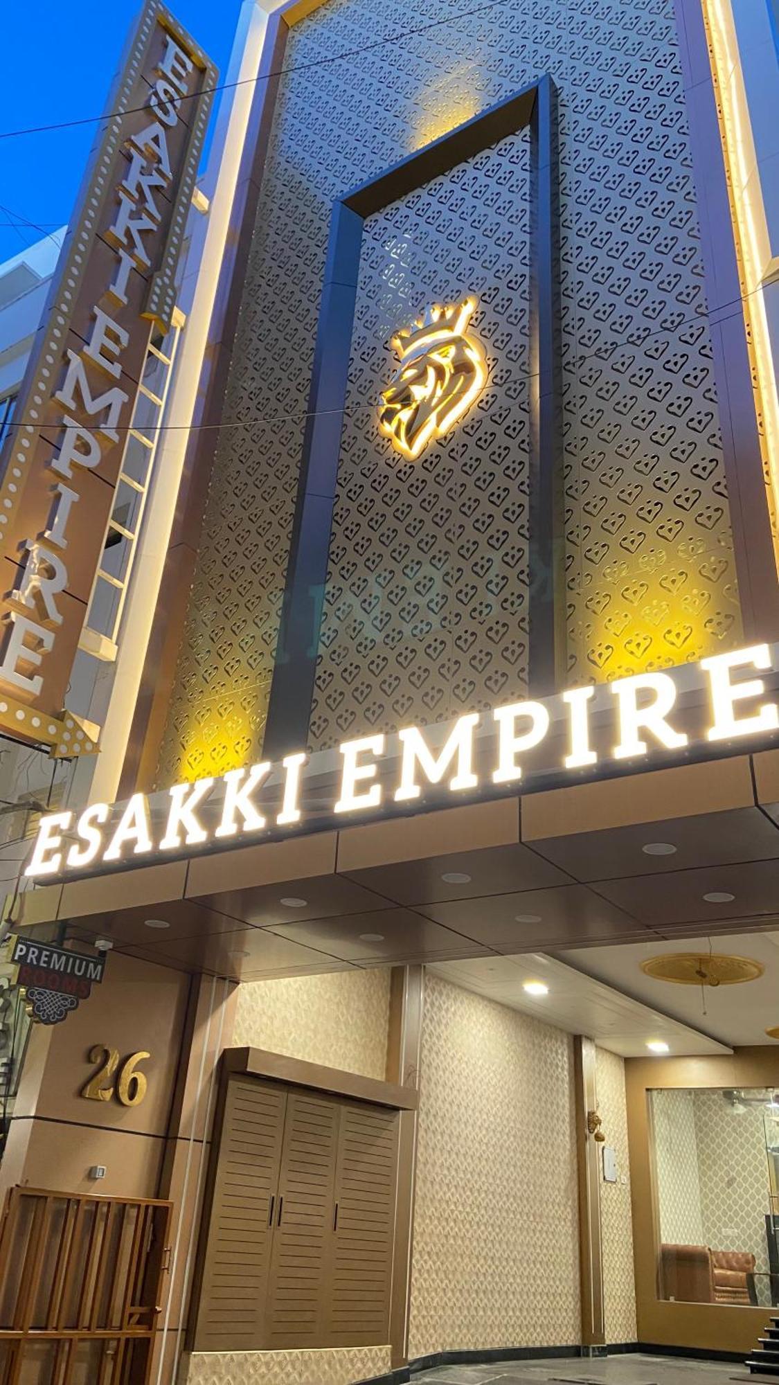 Esakki Empire Hotel Madras Buitenkant foto
